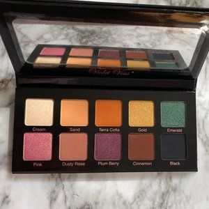 VIOLET VOSS Essentials PRO Series Eye Shadow Palette